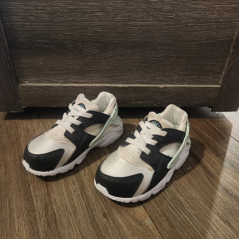 Nike Little Kid's Huarache Run White/Mint Foam-Off Noir‎